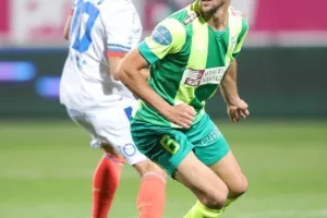 AEK - ΑΠΟΕΛ: Ο Τρισκόφσκι το μοίρασε στο τέλος! (φώτος)