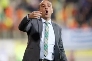 AEK - ΑΠΟΕΛ: Ο Τρισκόφσκι το μοίρασε στο τέλος! (φώτος)