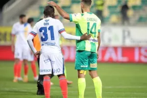 AEK - ΑΠΟΕΛ: Ο Τρισκόφσκι το μοίρασε στο τέλος! (φώτος)