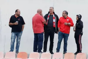 Ολυμπιακός - Νέα Σαλαμίνα: "Λύτρωση" στο τέλος με Ντόσις (φώτος)