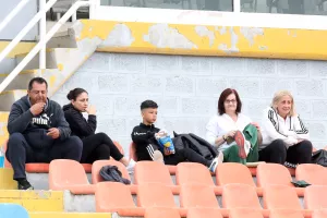 Ολυμπιακός - Νέα Σαλαμίνα: "Λύτρωση" στο τέλος με Ντόσις (φώτος)
