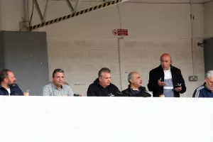 Ολυμπιακός - Νέα Σαλαμίνα: "Λύτρωση" στο τέλος με Ντόσις (φώτος)
