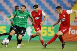 Ολυμπιακός - Νέα Σαλαμίνα: "Λύτρωση" στο τέλος με Ντόσις (φώτος)