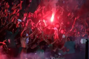 (Φωτορεπορτάζ) Το πράσινο "πάρτι" μετά το τελικό σφύριγμα!