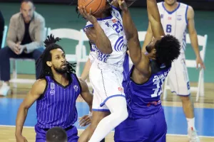 Dynatron Απόλλων - Ανόρθωση: "Κυρία"... στον τελικό, έγραψε ιστορία!  (φώτος)