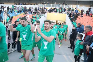 (Φωτορεπορτάζ) H απονομή και τα έξαλλα πανηγύρια του Διγενή