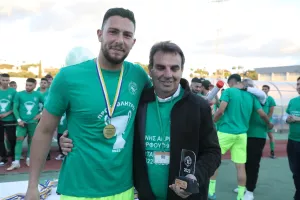 (Φωτορεπορτάζ) H απονομή και τα έξαλλα πανηγύρια του Διγενή