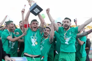 (Φωτορεπορτάζ) H απονομή και τα έξαλλα πανηγύρια του Διγενή