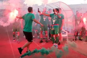 (Φωτορεπορτάζ) H απονομή και τα έξαλλα πανηγύρια του Διγενή