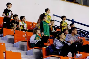AEK - Kεραυνός: "Κιτρινοπράσινη" πρόκριση με super Hollingsworth (φώτος)