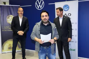 Το kerkida στις βραβεύσεις του ΠΑΣΠ "Unicars MVP of the week" (βίντεο/φώτος)