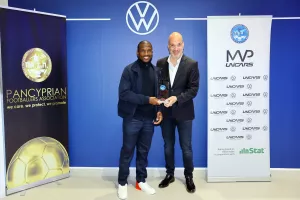 Το kerkida στις βραβεύσεις του ΠΑΣΠ "Unicars MVP of the week" (βίντεο/φώτος)