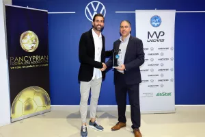 Το kerkida στις βραβεύσεις του ΠΑΣΠ "Unicars MVP of the week" (βίντεο/φώτος)