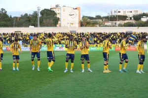 Περισσότερο πάθος! 
