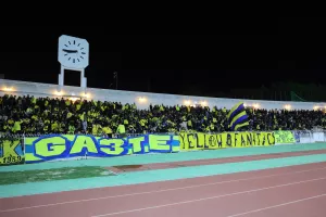 (Φωτορεπορτάζ) Ο κόσμος στο Μακάρειο
