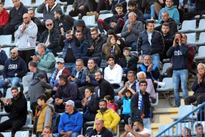 (Φωτορεπορτάζ) Ο κόσμος στο "Στέλιος Κυριακίδης"