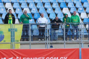 (Φωτορεπορτάζ) Ο κόσμος στο "Στέλιος Κυριακίδης"