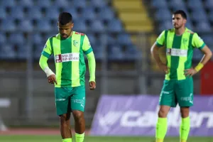 Να ανατρέψει τα σκληρά λόγια… 