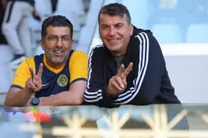 ΑΕΛ - Ολυμπιακός: Στον τελικό με... ζωγραφιά του κορυφαίου Μεντόσα! (Φώτος)