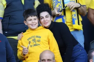 ΑΕΛ - Ολυμπιακός: Στον τελικό με... ζωγραφιά του κορυφαίου Μεντόσα! (Φώτος)