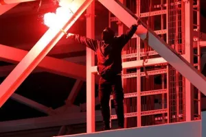 ΑΕΛ - Ολυμπιακός: Στον τελικό με... ζωγραφιά του κορυφαίου Μεντόσα! (Φώτος)