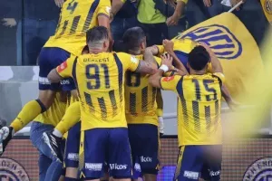 ΑΕΛ - Ολυμπιακός: Στον τελικό με... ζωγραφιά του κορυφαίου Μεντόσα! (Φώτος)