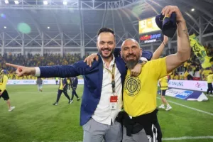 ΑΕΛ - Ολυμπιακός: Στον τελικό με... ζωγραφιά του κορυφαίου Μεντόσα! (Φώτος)
