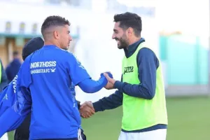 Δόξα-Ανόρθωση: Η "Κυρία" τράβηξε... πεντάσφαιρο (φώτος) 