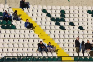Δόξα-Ανόρθωση: Η "Κυρία" τράβηξε... πεντάσφαιρο (φώτος) 