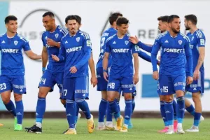 Δόξα-Ανόρθωση: Η "Κυρία" τράβηξε... πεντάσφαιρο (φώτος) 