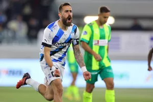 "Ρουκέτα" από Χάμπο, μπροστά ο Απόλλωνας με 1-0! 