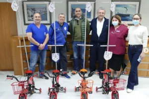 Όμορφη κίνηση του Απόλλων ΑμεΑ/Ποδήλατα στα παιδάκια του νοσοκομείου