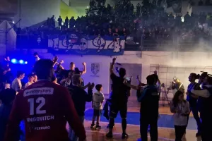Η απονομή στην πρωταθλήτρια Sabbianco Ανόρθωση! (Φώτος/Βίντεο)