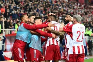 Μπαλάρα, ανατροπή και τριάρα στον ΠΑΟΚ πριν τη Λεωφόρο!