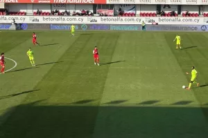 Νέα Σαλαμίνα - Καρμιώτισσα: Επιστροφή... με τον συνήθη ύποπτο (Φώτος)
