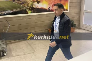 Κατέβηκε στα αποδυτήρια ο Κίρζης/ Πανηγύρισε μαζί με τους παίκτες το διπλό!