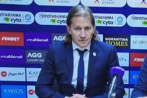 "Ανεβήκαμε, είμαστε πίσω στον... πόλεμο"!