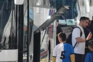Ταυτόχρονη άφιξη στο Κολόσσι (Φώτος)