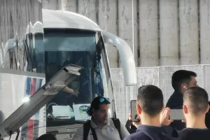 Ταυτόχρονη άφιξη στο Κολόσσι (Φώτος)