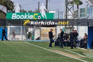 Ομόνοια 29Μ - ΑΕΖ/ Ισχυρή αστυνομική δύναμη στο "Δημήτρης Χάματσος" (Φώτος)