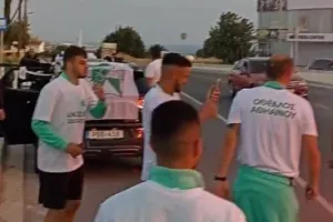 Τρέλα... στην υποδοχή! (Φώτος/Βίντεο)