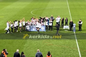 Η απονομή και οι πανηγυρισμοί των Apollon Ladies (Βίντεο - Kerkida)