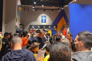 ΑΠΟΕΛ/ Το event στο Orange Shop με Κρέσπο - Μπέλετς (Φώτος)