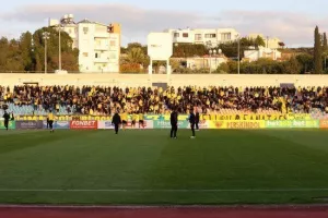 (Φωτορεπορτάζ) Ο κόσμος στο Μακάρειο