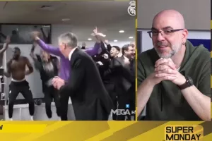 Τρελά πανηγύρια για ένα... ρεπό! 