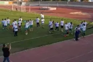 (ΒΙΝΤΕΟ Kerkida) Τρελά πανηγύρια μετά την επιστροφή στα μεγάλα σαλόνια