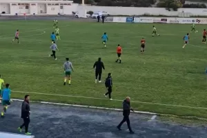 Τελευταίο σφύριγμα και... ξέσπασμα! (βίντεο)