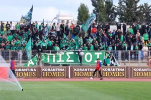 (Φωτορεπορτάζ) Ο κόσμος στο "Στέλιος Κυριακίδης"