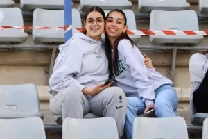 (Φωτορεπορτάζ) Ο κόσμος στο "Στέλιος Κυριακίδης"