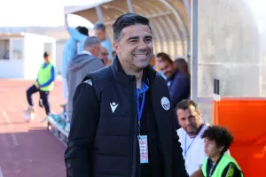 ΕΝΠ - Ανόρθωση: "Λευκή" μοιρασιά στο "Τάσος Μάρκου" (φώτος)